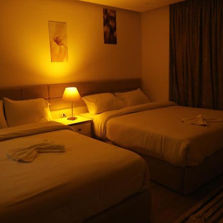 Pyramids Heart Hotel Kafrat al Jabal Bagian luar foto