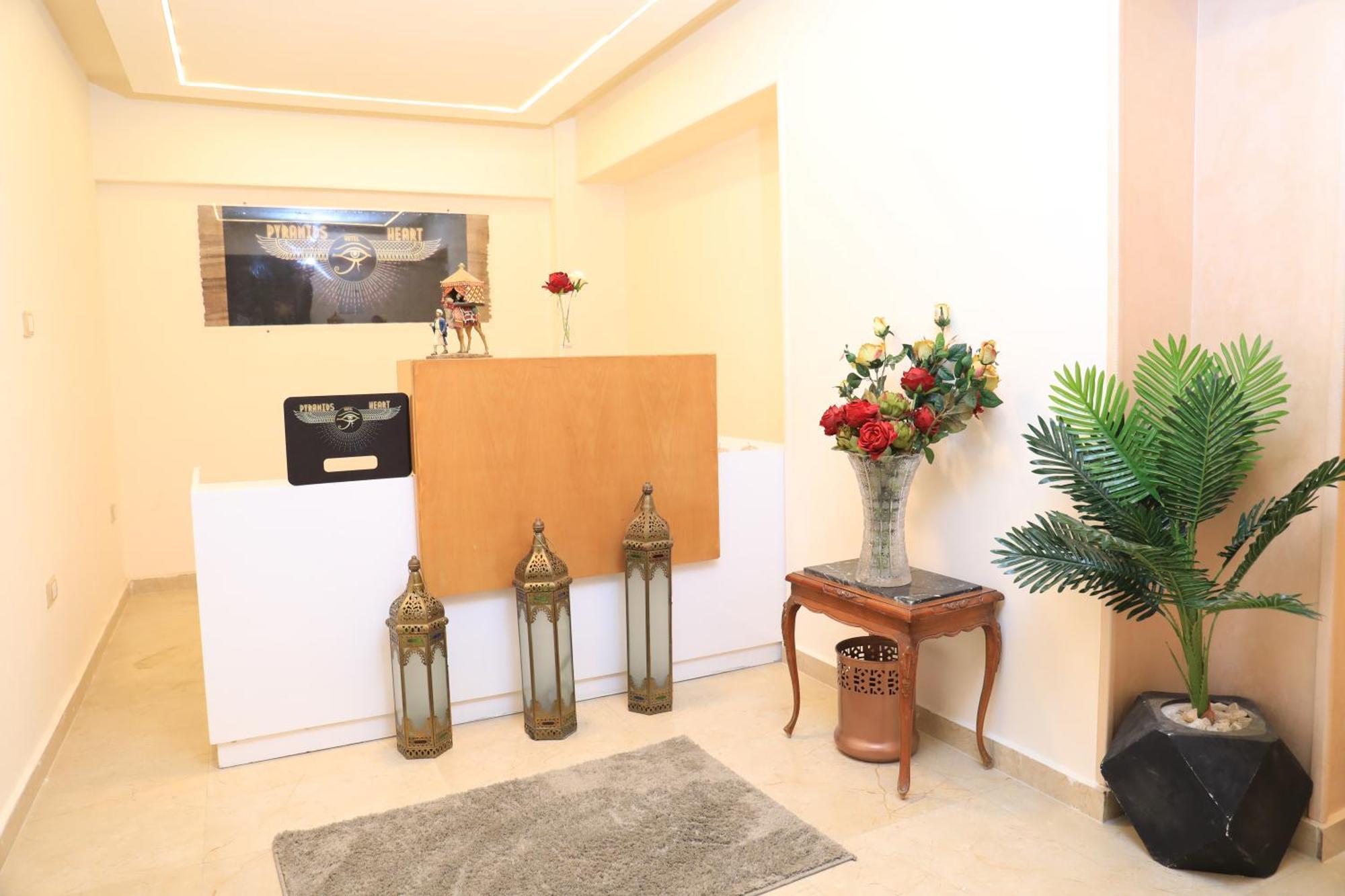 Pyramids Heart Hotel Kafrat al Jabal Bagian luar foto