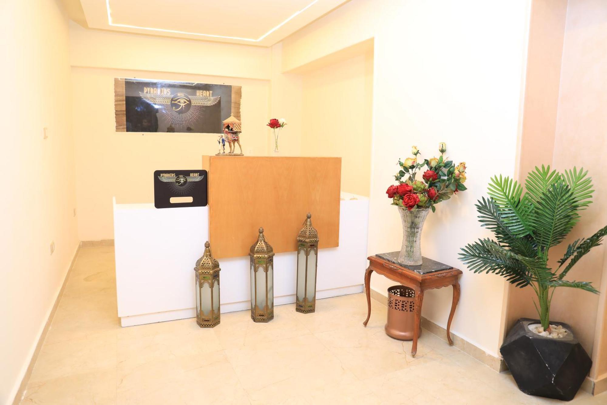 Pyramids Heart Hotel Kafrat al Jabal Bagian luar foto