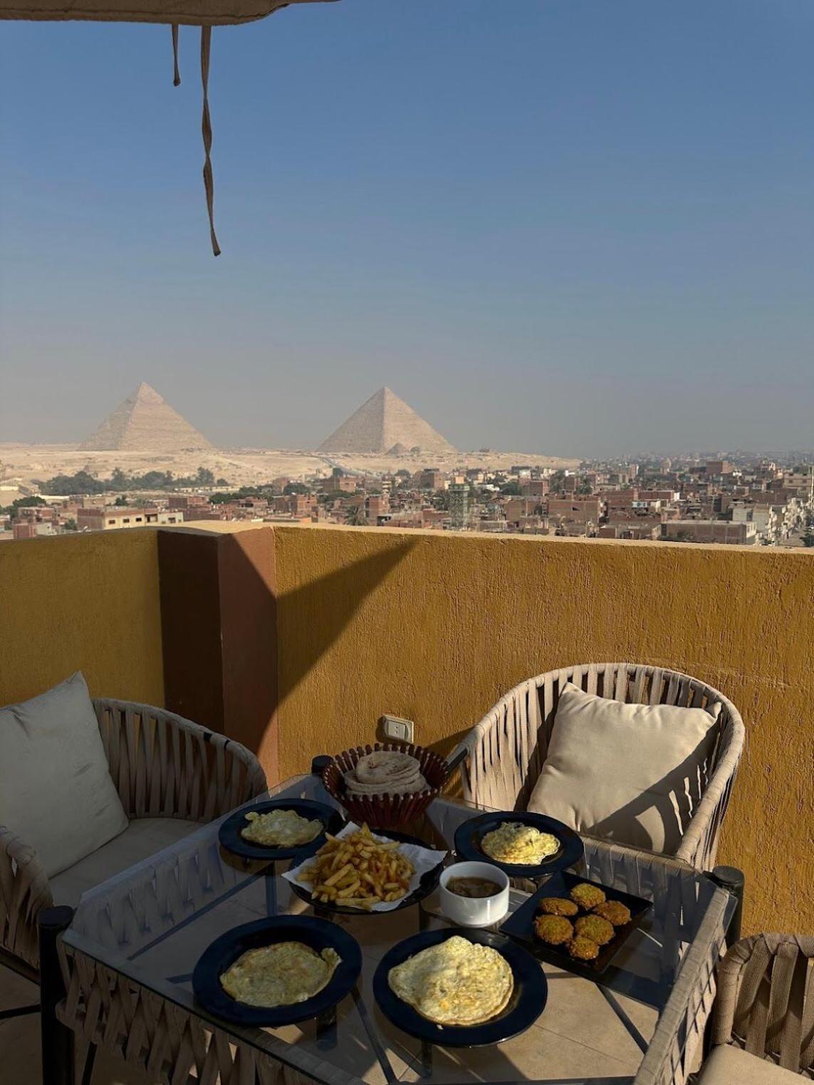 Pyramids Heart Hotel Kafrat al Jabal Bagian luar foto